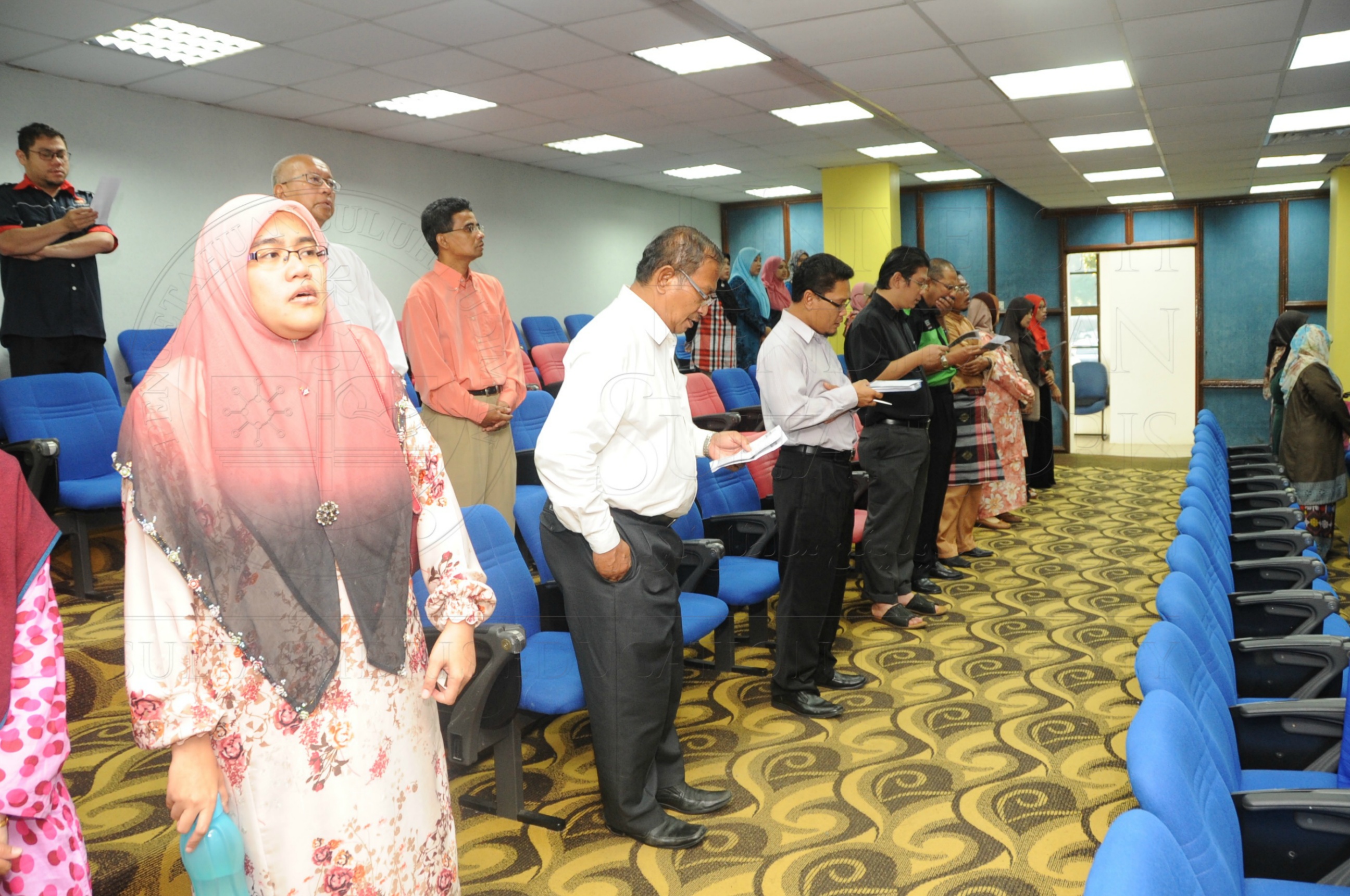 PRO 16 1 MAULIDUR HAS 7327